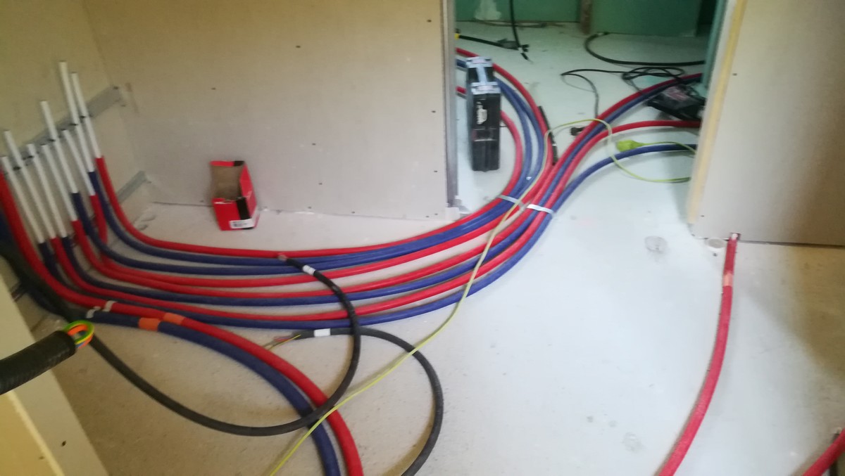 Exemple de distribution de plomberie multicouche