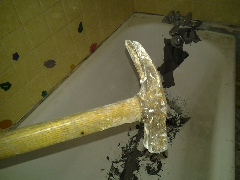 Démonter une baignoire en fonte