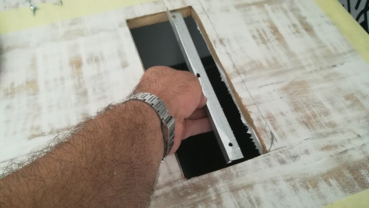 Comment renforcer un plan vasque assemblé